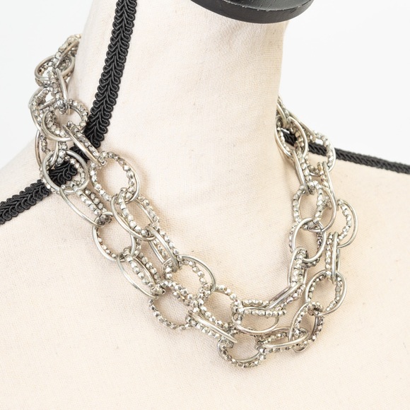 Silver tone longer chain length style necklace toggle closure Lauren Conrad - Picture 6 of 13